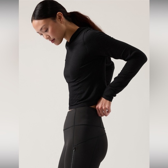 Like New - Athleta Flurry Seamless Hoodie - Size XL - Picture 4 of 8